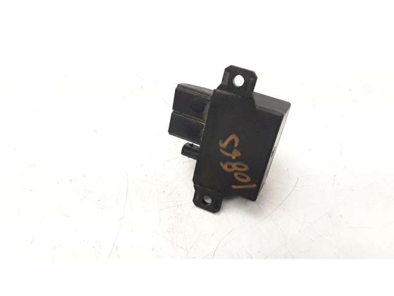Recambio de rele para bmw r 1250 r referencia OEM IAM 8354778  