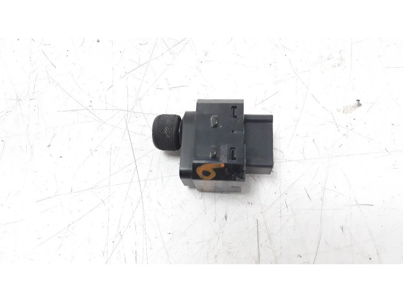 Recambio de mando retrovisor para suzuki vitara 1.6 ddis turbodiesel cat referencia OEM IAM 3795057L00000  