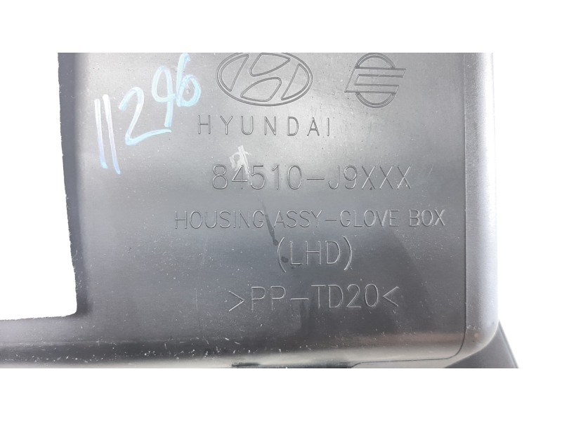 Recambio de guantera para hyundai kona 1.0 tgdi cat referencia OEM IAM 84510J9000TRY  