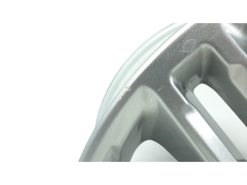 Recambio de llanta para hyundai kona 1.0 tgdi cat referencia OEM IAM 52910J9100 16PULGADAS 