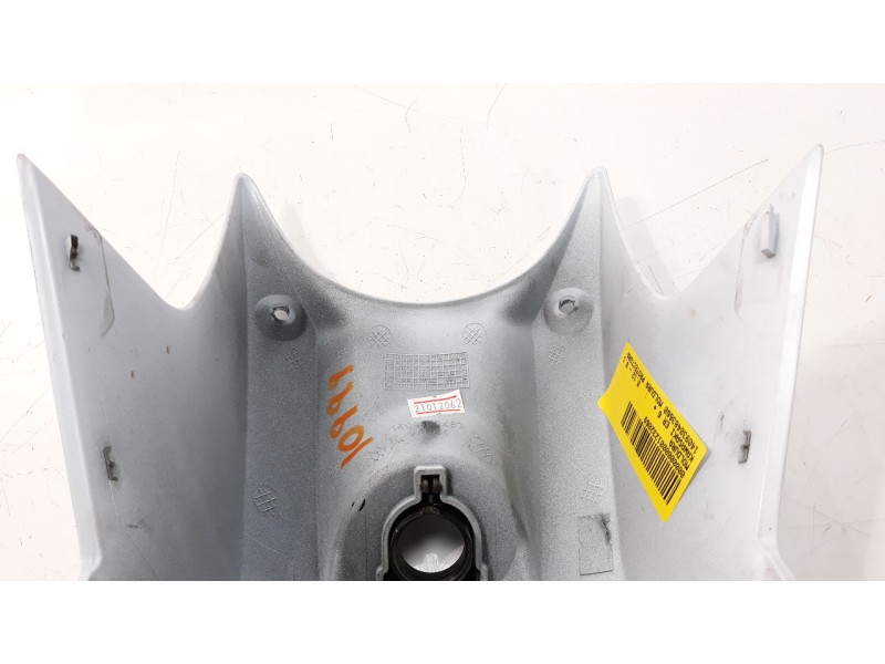 Recambio de moldura para kawasaki er 6 referencia OEM IAM 140930483660  