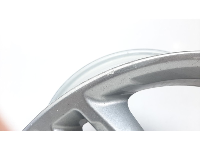 Recambio de llanta para hyundai kona 1.0 tgdi cat referencia OEM IAM 52910J9100 16PULGADAS 
