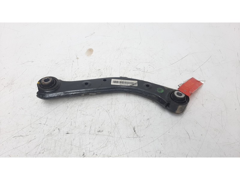 Recambio de brazo suspension superior trasero izquierdo para hyundai tucson 1.7 crdi cat referencia OEM IAM 55100D3050  