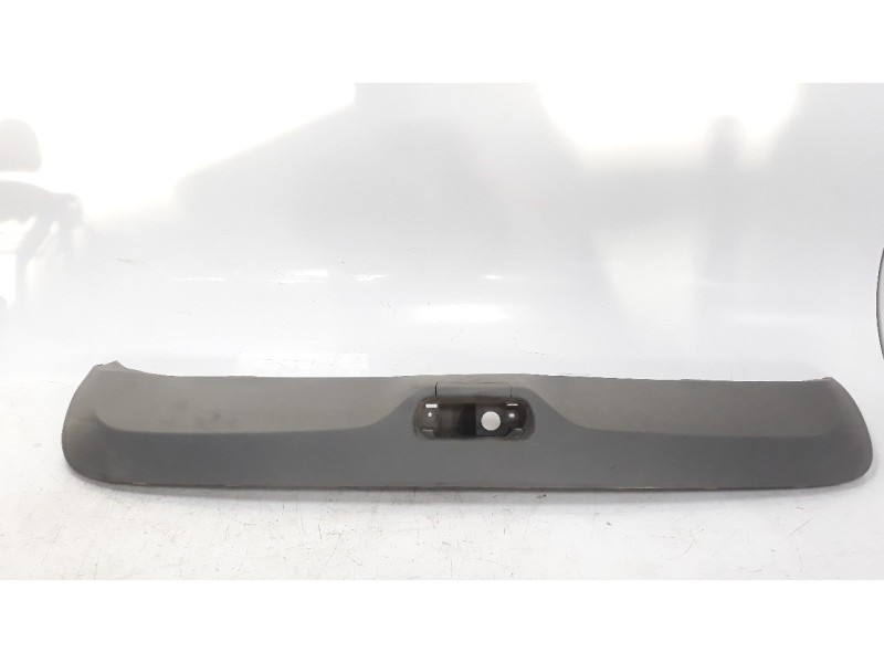 Recambio de spoiler paragolpes trasero para suzuki vitara 1.6 ddis turbodiesel cat referencia OEM IAM 7187154P  