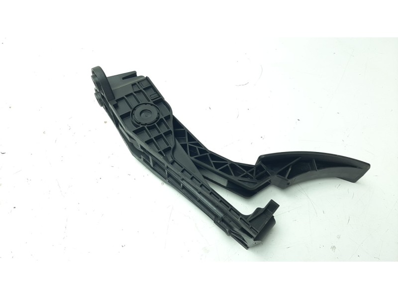 Recambio de potenciometro pedal para mercedes-benz clase r (w251) r 300 cdi blueefficiency (251.021) referencia OEM IAM A1643000