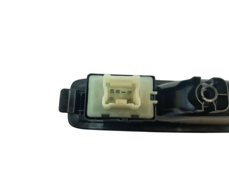 Recambio de mando elevalunas trasero izquierdo para dacia sandero iii stepway extreme referencia OEM IAM 254118439R  