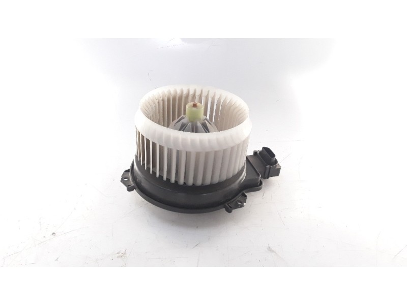 Recambio de ventilador calefaccion para suzuki vitara 1.6 ddis turbodiesel cat referencia OEM IAM 7415061MA0000  