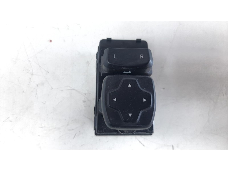 Recambio de mando retrovisor para hyundai kona 1.0 tgdi cat referencia OEM IAM 3K548A1000  