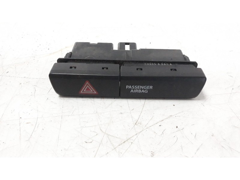 Recambio de warning para suzuki vitara 1.6 ddis turbodiesel cat referencia OEM IAM 3743054P105PK  