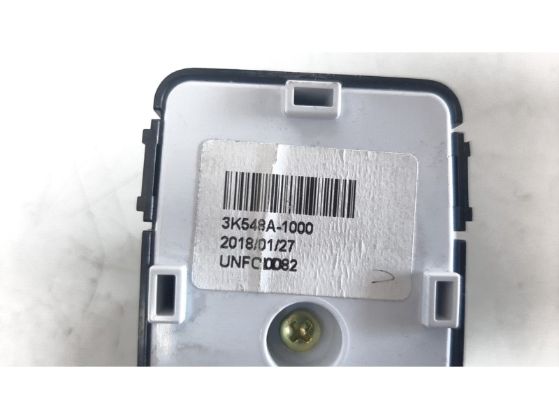 Recambio de mando retrovisor para hyundai kona 1.0 tgdi cat referencia OEM IAM 3K548A1000  