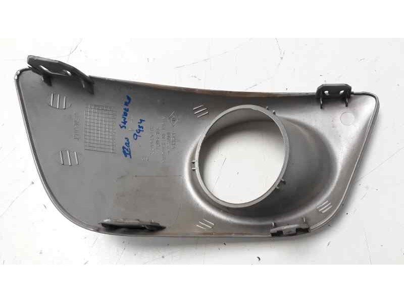 Recambio de rejilla paragolpes izquierda para dacia sandero 0.9 tce cat referencia OEM IAM 261A39007R  DA2262134
