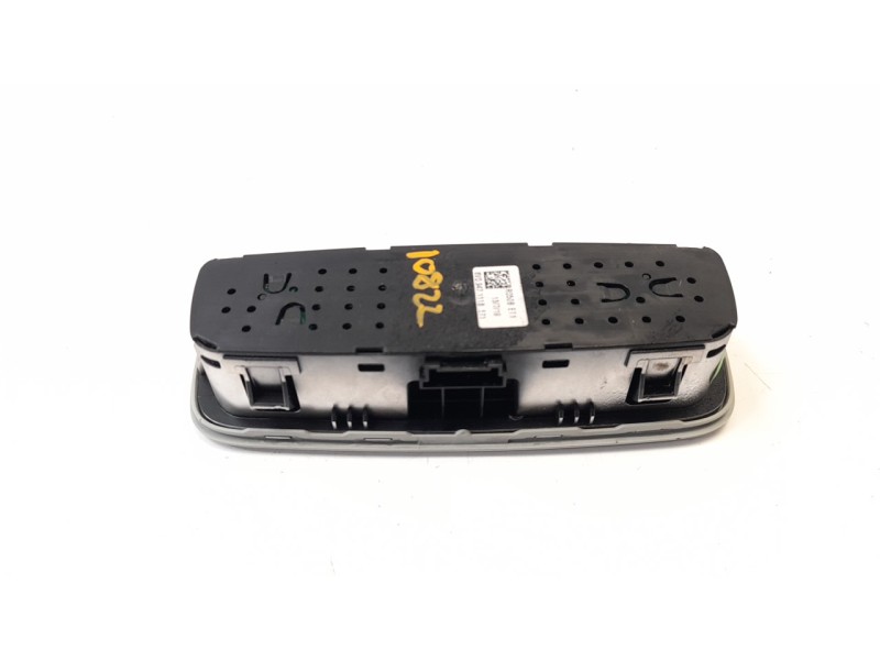 Recambio de luz interior para audi q3 (f3b) 2.0 16v tdi referencia OEM IAM 8V0947111B  