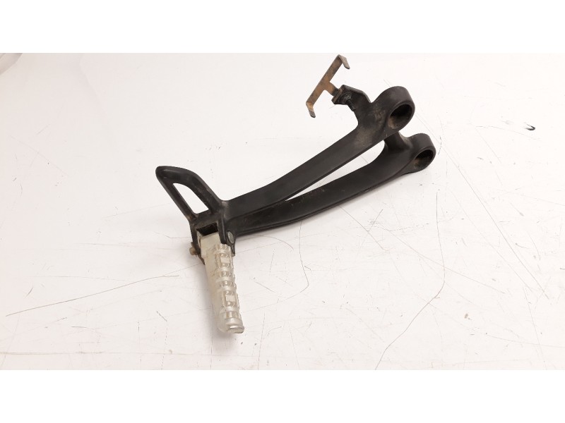 Recambio de estribo para yamaha mt-07 mt-07 referencia OEM IAM 3VR274410200 1WS2742L0100 
