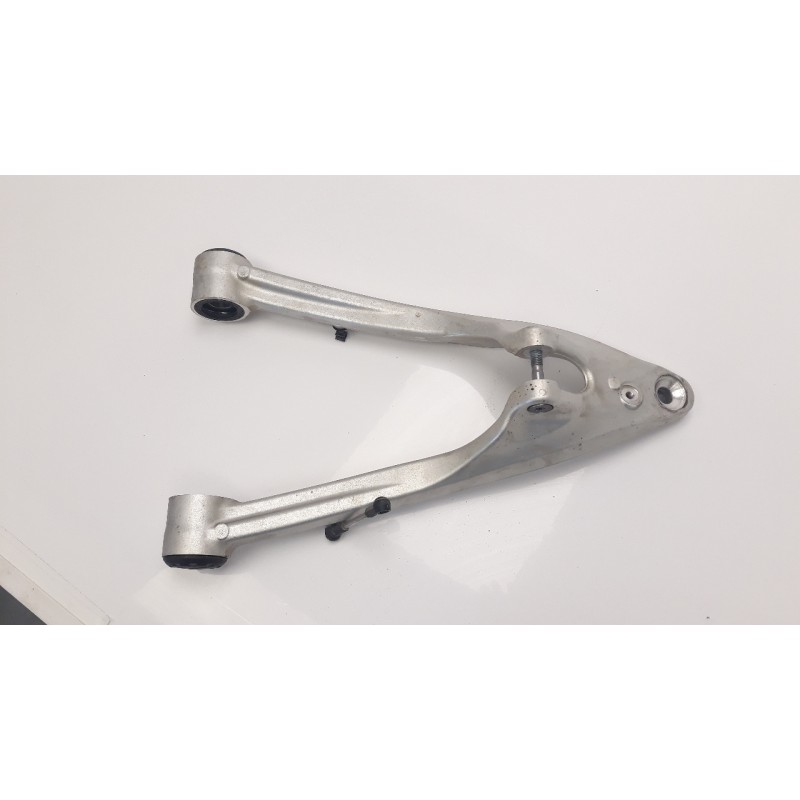 Recambio de brazo suspension superior delantero izquierdo para bmw r 1200 rt r 1200 rt referencia OEM IAM 31428522967  