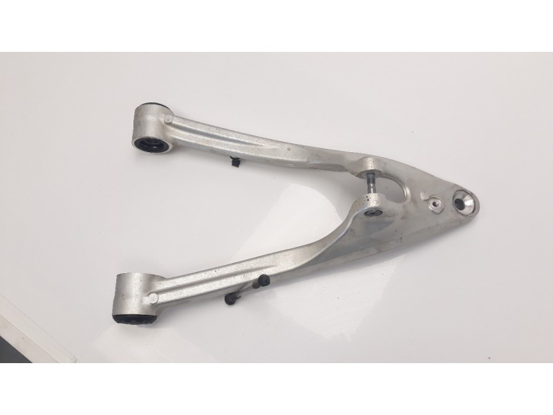 Recambio de brazo suspension superior delantero izquierdo para bmw r 1200 rt r 1200 rt referencia OEM IAM 31428522967  