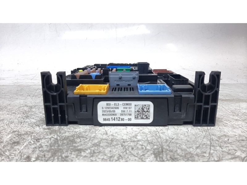 Recambio de caja reles / fusibles para peugeot 208 (p2) allure referencia OEM IAM 9845141280  