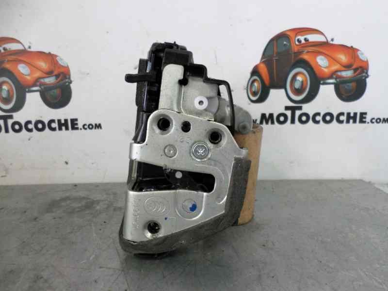 Recambio de cerradura puerta trasera izquierda para toyota avensis (t27) 2.0 d-4d cat referencia OEM IAM   