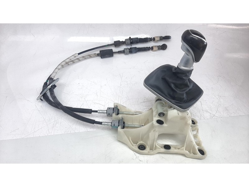 Recambio de palanca cambio para hyundai kona 1.0 tgdi cat referencia OEM IAM 43700J9110  