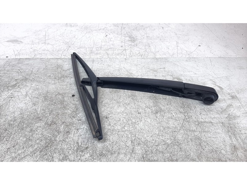 Recambio de brazo limpia trasero para peugeot 208 (p2) allure referencia OEM IAM 6429HE  