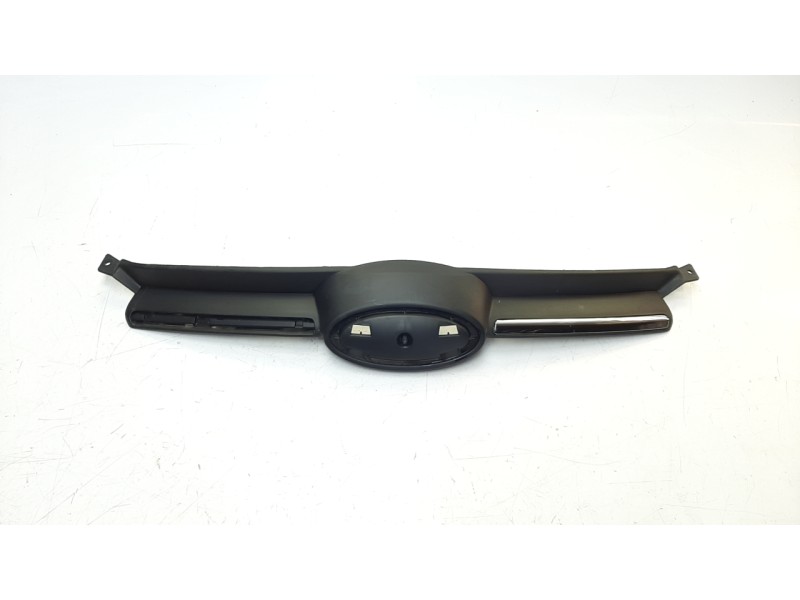 Recambio de rejilla delantera para ford focus lim. 1.6 tdci cat referencia OEM IAM 1703892 107105005 FD4282011