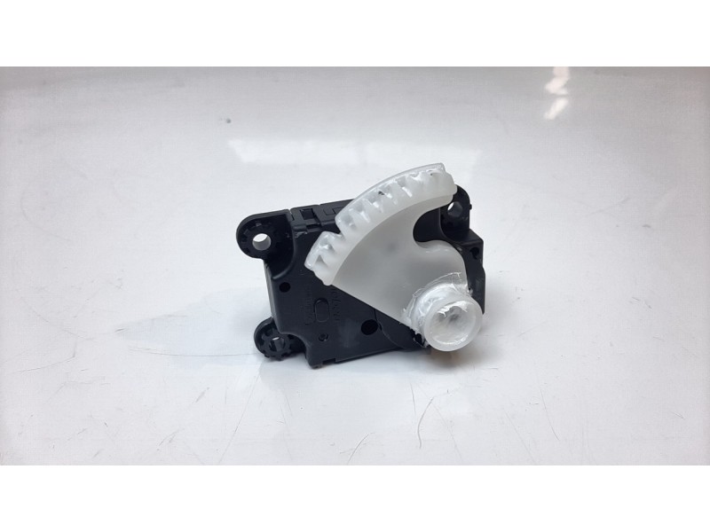 Recambio de motor apertura trampilla para peugeot 2008 (p1) allure pack referencia OEM IAM 16000458  