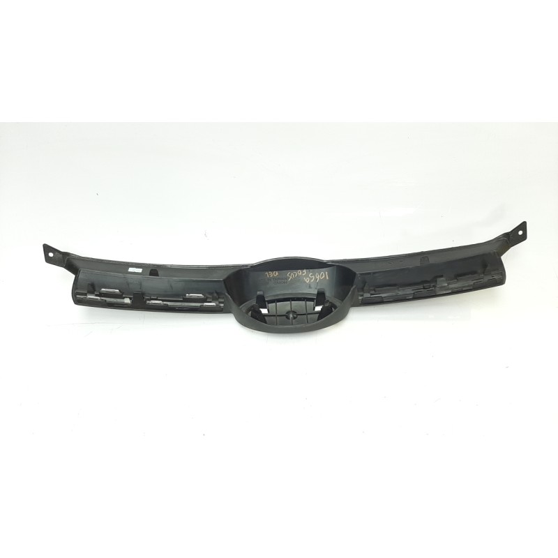 Recambio de rejilla delantera para ford focus lim. 1.6 tdci cat referencia OEM IAM 1703892 107105005 FD4282011