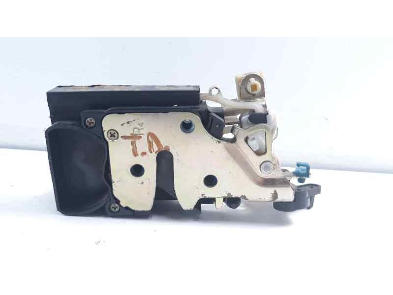 Recambio de cerradura puerta trasera derecha para chevrolet lacetti 1.6 cat referencia OEM IAM   