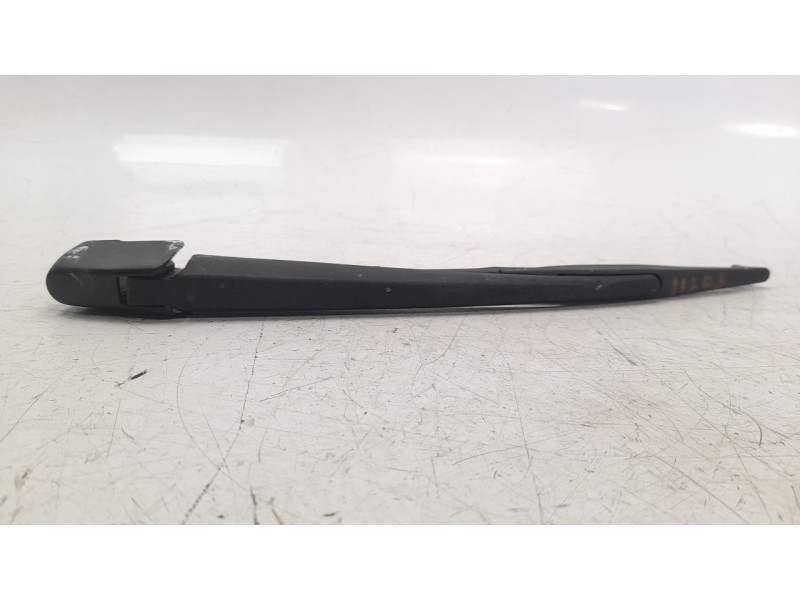 Recambio de brazo limpia trasero para suzuki vitara 1.4 16v boosterjet cat referencia OEM IAM 3882154G10000  