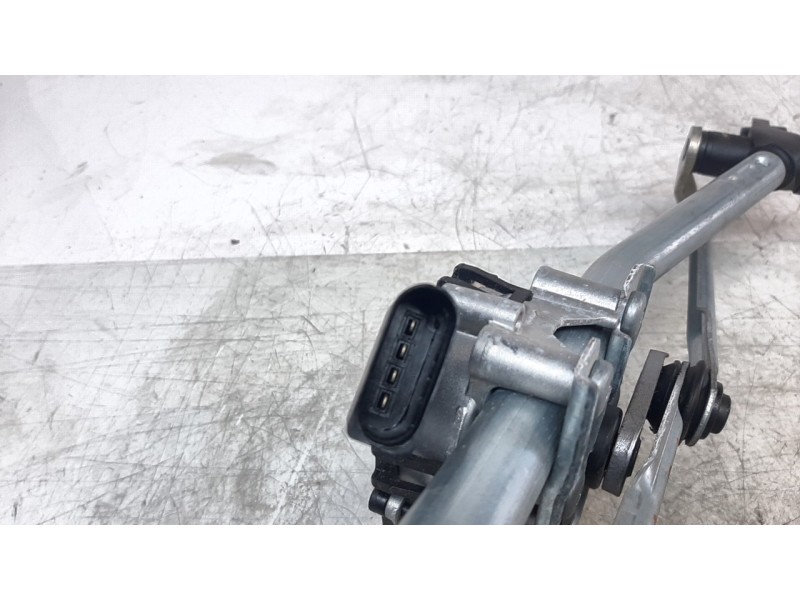 Recambio de motor limpia delantero para peugeot 208 (p2) allure referencia OEM IAM 9824784980  
