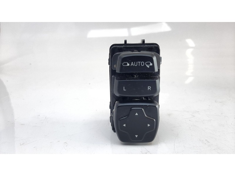 Recambio de mando retrovisor para hyundai kona 1.0 tgdi cat referencia OEM IAM 3K54801000  