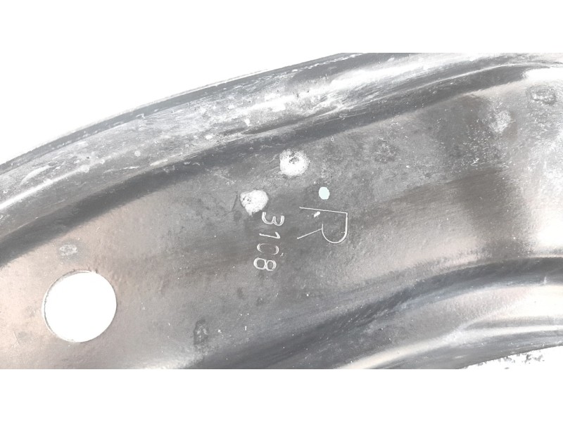 Recambio de brazo suspension inferior delantero derecho para suzuki vitara 1.4 16v boosterjet cat referencia OEM IAM 4520161M000