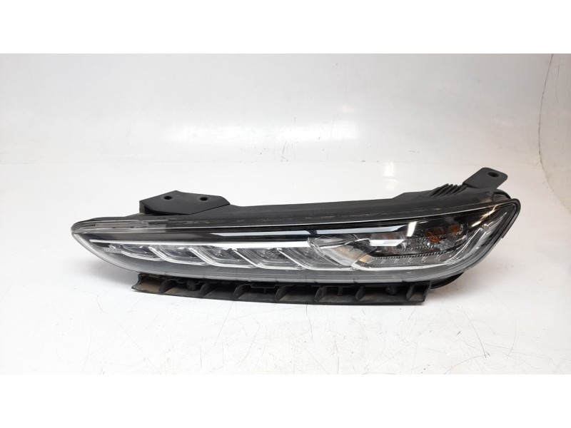 Recambio de piloto delantero izquierdo para hyundai kona 1.0 tgdi cat referencia OEM IAM 92207J9000  