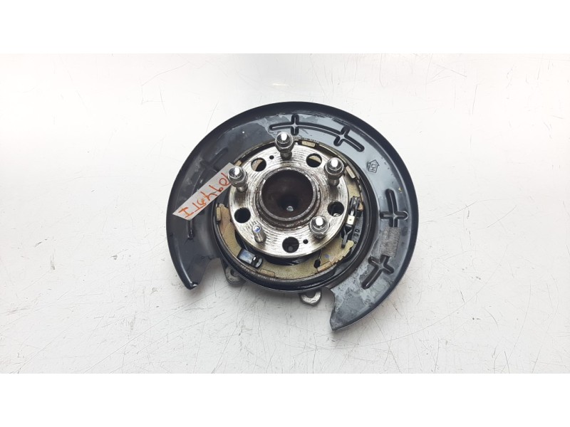 Recambio de mangueta trasera izquierda para hyundai tucson 1.7 crdi cat referencia OEM IAM 52710D7000  
