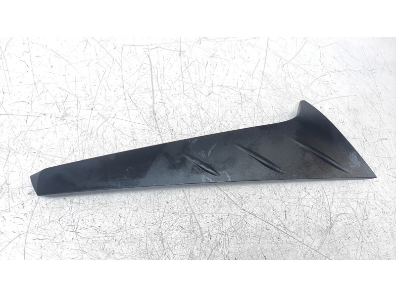 Recambio de moldura para hyundai i20 1.0 tgdi cat referencia OEM IAM 87350Q0010  