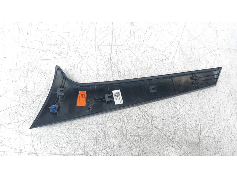 Recambio de moldura para hyundai i20 1.0 tgdi cat referencia OEM IAM 87350Q0010  
