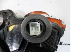 Recambio de cerradura puerta delantera izquierda para toyota avensis (t27) 2.0 d-4d cat referencia OEM IAM 6904002210   2