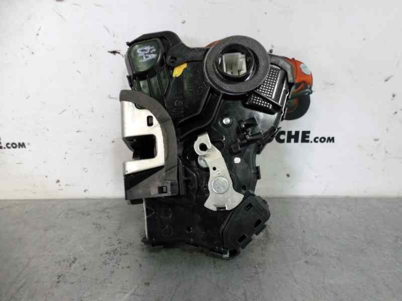 Recambio de cerradura puerta delantera izquierda para toyota avensis (t27) 2.0 d-4d cat referencia OEM IAM 6904002210  