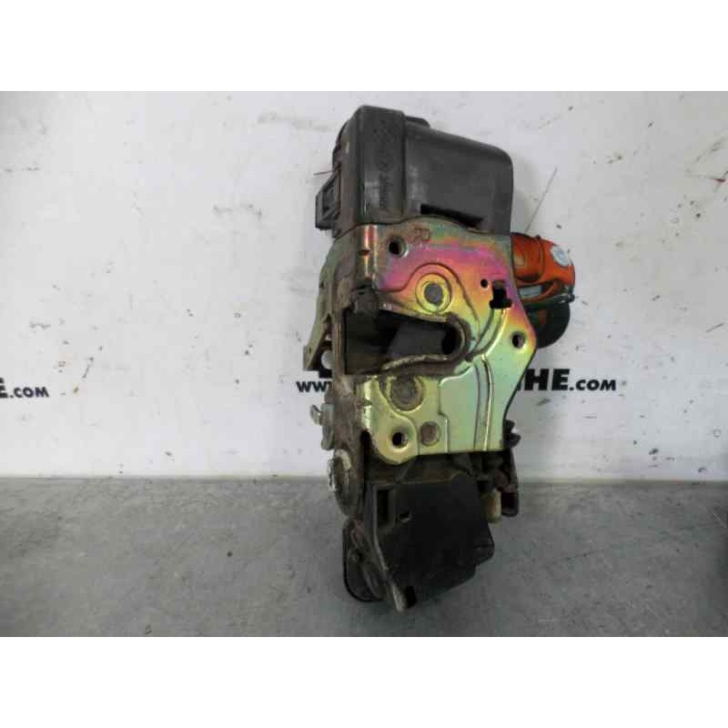 Recambio de cerradura puerta trasera derecha para fiat stilo (192) 1.9 jtd 115 actual (i) referencia OEM IAM   