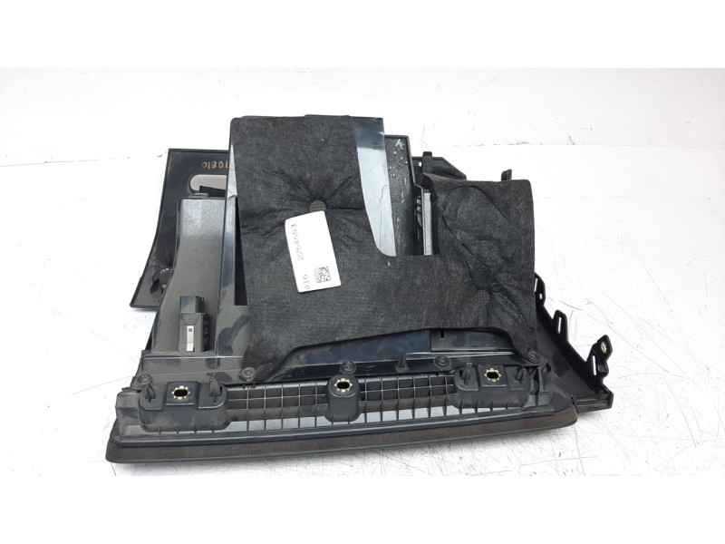 Recambio de guantera para audi a3 sportback (8vf) 1.6 tdi referencia OEM IAM 8V1857124  