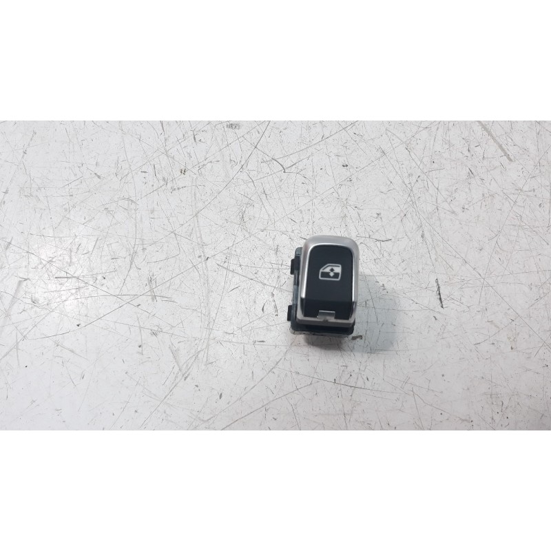 Recambio de mando elevalunas delantero derecho para audi a3 sportback (8vf) 1.6 tdi referencia OEM IAM 8V0959855C  
