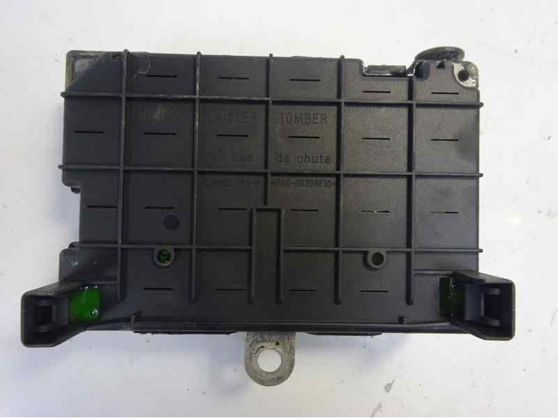 Recambio de caja reles / fusibles para peugeot 307 (s1) xr referencia OEM IAM 9643538080  