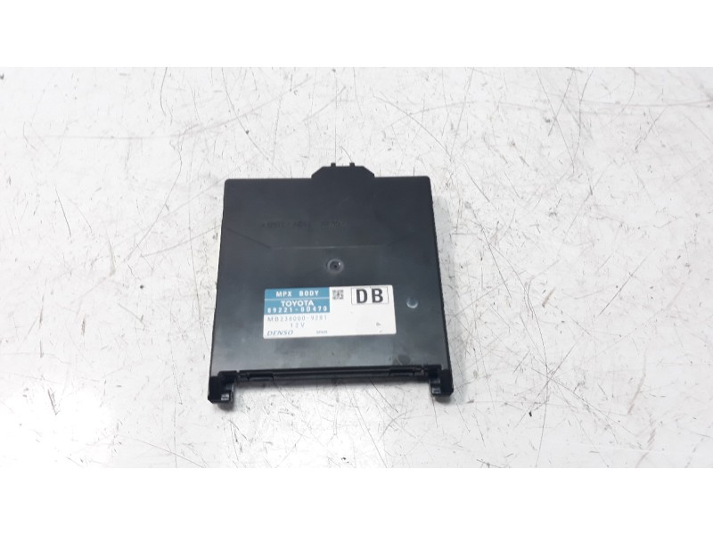 Recambio de modulo electronico para toyota yaris referencia OEM IAM 892210D470  