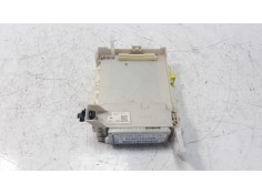 CAJA RELES / FUSIBLES 8273052K40 