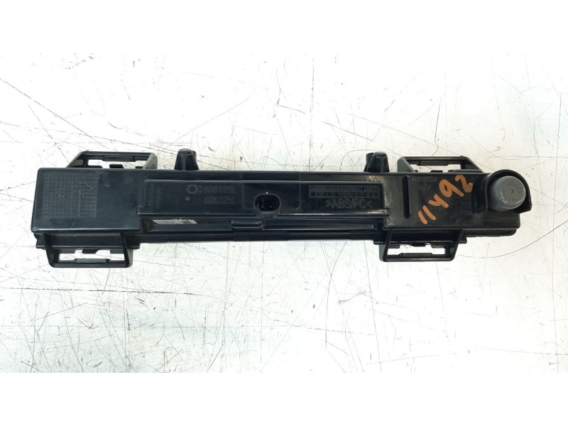 Recambio de piloto delantero izquierdo para mercedes-benz clase gl (x166) gl 350 bluetec 4matic (166.824) referencia OEM IAM A16