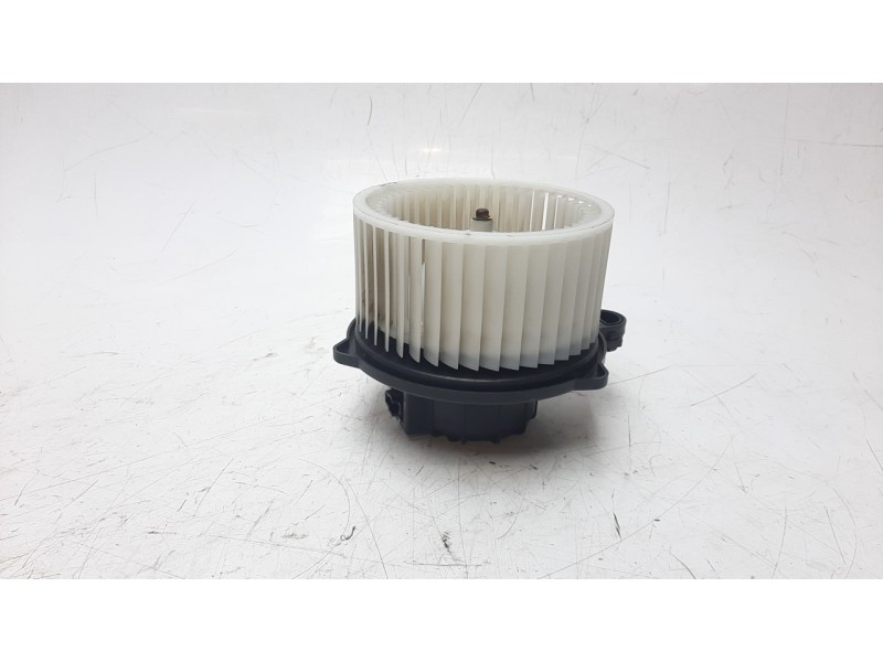 Recambio de ventilador calefaccion para hyundai tucson 1.7 crdi cat referencia OEM IAM D316NFFAA A5001 170811