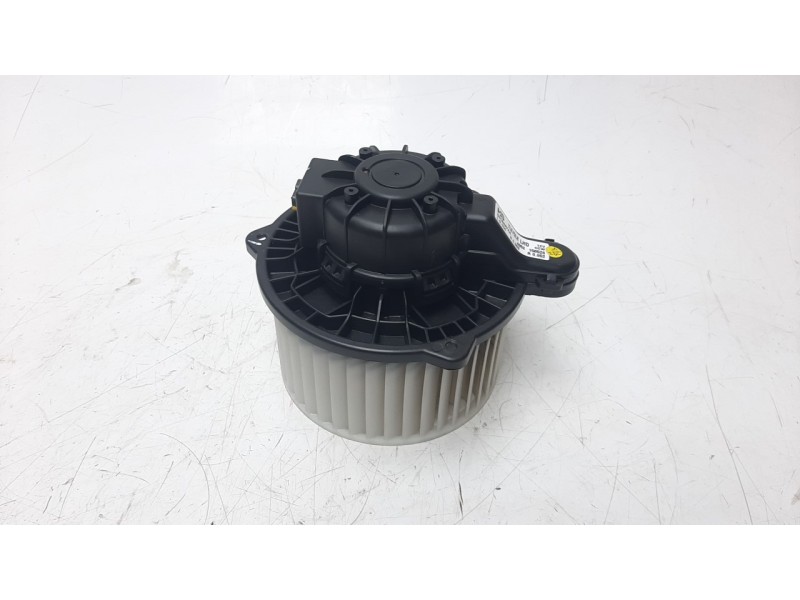 Recambio de ventilador calefaccion para hyundai tucson 1.7 crdi cat referencia OEM IAM D316NFFAA A5001 170811