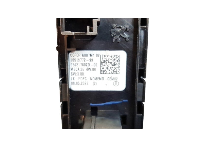 Recambio de mando elevalunas delantero izquierdo para peugeot 208 (p2) allure referencia OEM IAM 98421760ZD  
