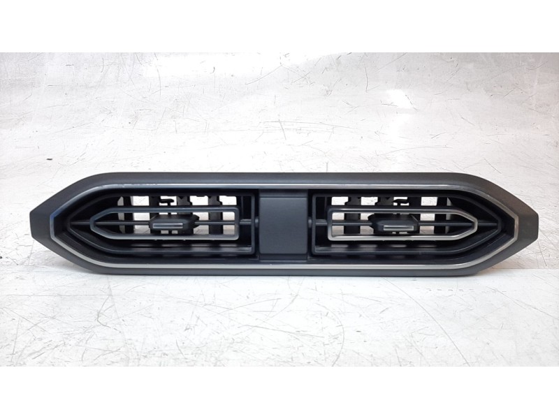 Recambio de aireador central para dacia jogger comfort referencia OEM IAM 687500391R  