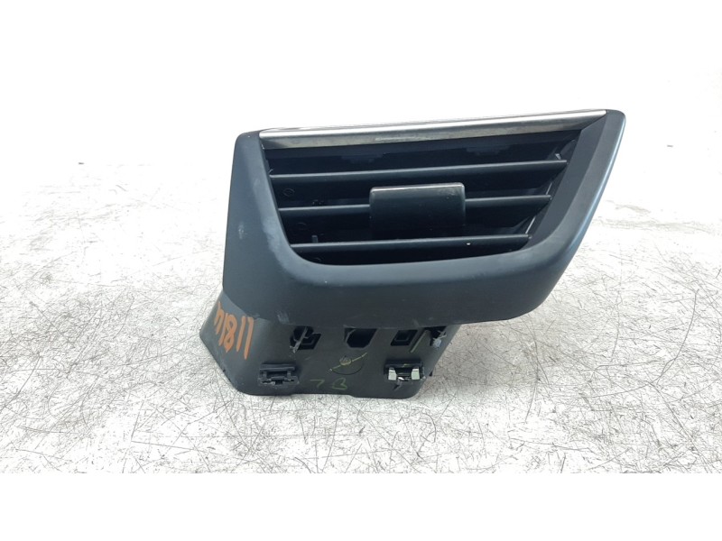 Recambio de aireador derecho para peugeot 208 (p2) allure referencia OEM IAM 98283683DX  