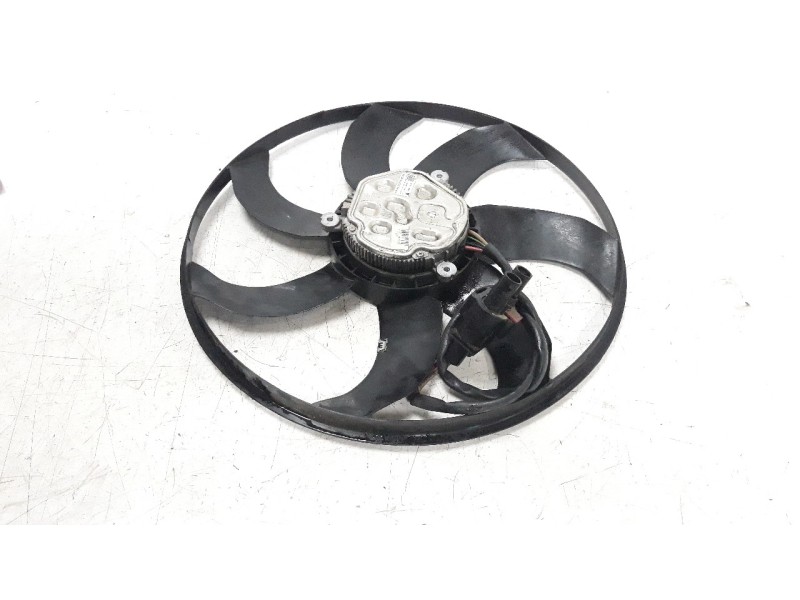 Recambio de electroventilador para volkswagen golf vii sportsvan 2.0 tdi referencia OEM IAM 5Q0121203AA  